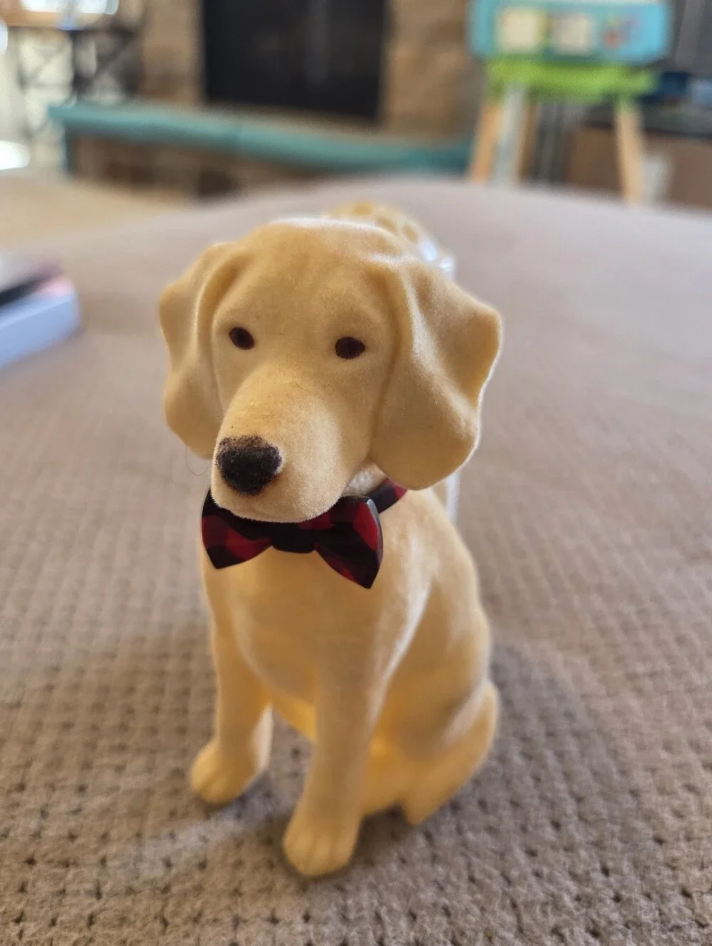 Bath & Body Works Wallflowers Plug-In, Yellow Labrador Lab Retriever Dog Bow Tie